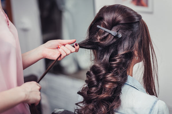 pettinatura capelli Toni Hair Style